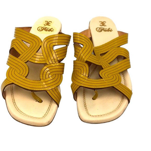 Vero 🩴 Cuoio Fabi Yellow Mustard Sandals Size 6.5 - Picture 2 of 7